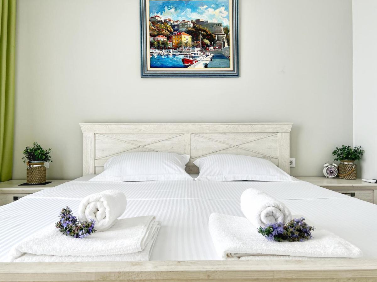 Yourhome Beach First Line Dobra Voda Extérieur photo